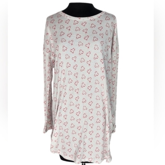 Women's Pajama Top W/ Hearts Victoria's Secret  XS - Picture 1 of 1